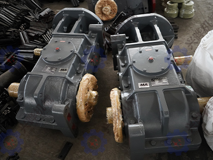 js40减速器 刮板输送机配件 带式输送设备用 性能稳定